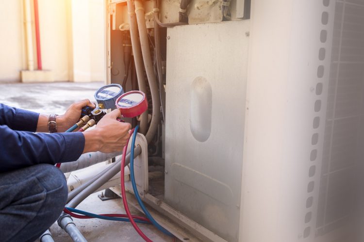 Common Signs of a Broken Air Conditioning Unit